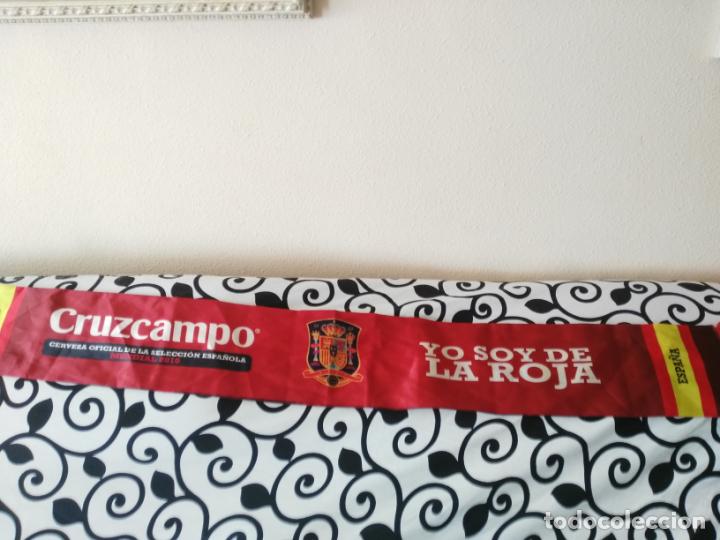 Coleccionismo deportivo: Bufanda de la selecci&oacute;n espa&ntilde;ola del 2010 cruzcampo - Foto 1