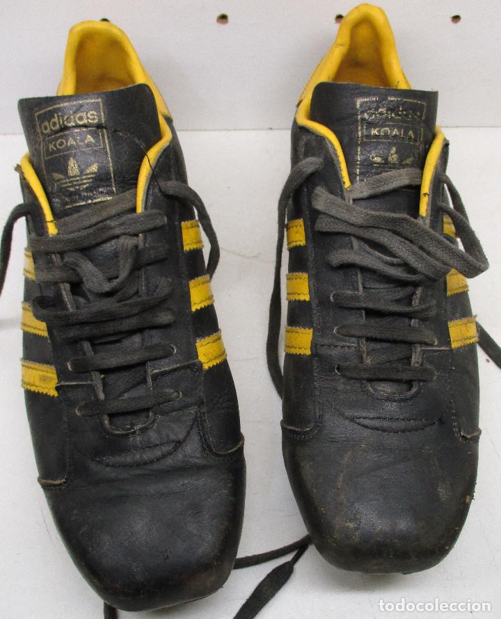 Antiguas botas fútbol adidas koala, años 70-80 - Sold through Direct Sale -  145769062
