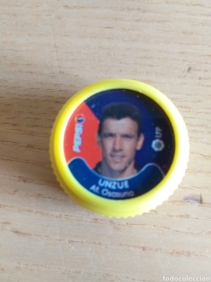 Sammelleidenschaft Sport: F&Uacute;TBOL TAP&Oacute;N UNZUE C.A. OSASUNA TAPONAZOS DE LAS ESTRELLAS LIGA 2001 2002 PEPSI