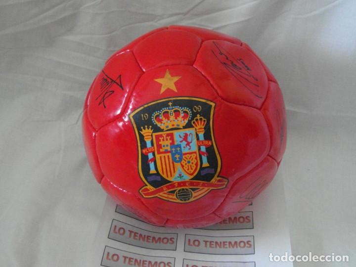 Colecionismo desportivo: Bal&oacute;n de f&uacute;tbol de la selecci&oacute;n espa&ntilde;ola campeona del mundial,con firmas.
