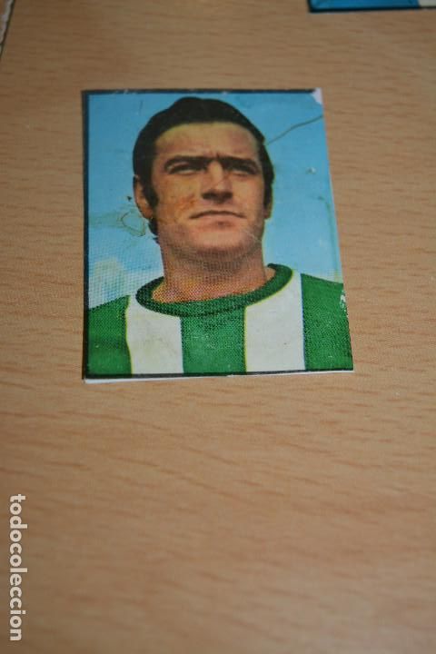 Coleccionismo deportivo: CROMO MAL RECORTADO DE IRIZAR (BETIS) - Foto 1