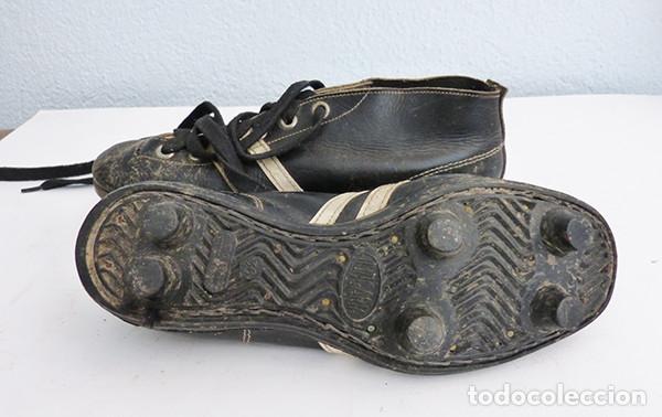 Coleccionismo deportivo: Botas de futbol de piel - Foto 2