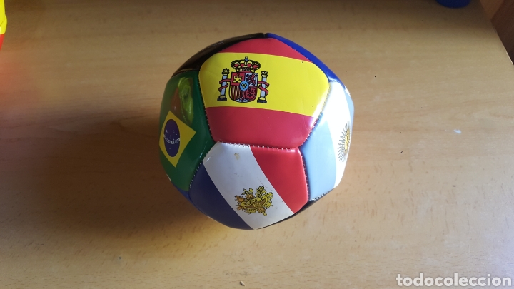 Coleccionismo deportivo: JUGUETE BALON - Foto 1
