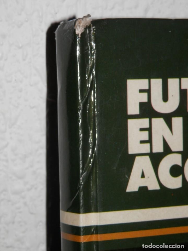 Coleccionismo deportivo: COMICS FUTBOL EN ACCION M&acute;82 - Foto 5