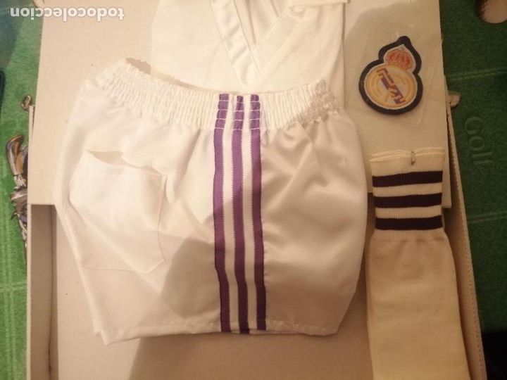 Coleccionismo deportivo: ANTIGUO TRAJE REL MADRID - Foto 1