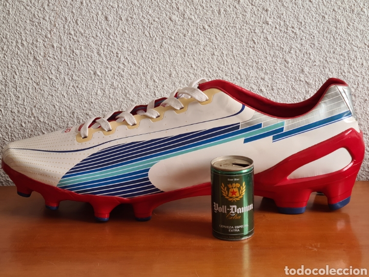 Sports collectibles: Gigantesca Bota F&uacute;tbol Puma evoSPEED Size UK 45 - 60 cms - Giant Soccer Boot Zapatilla