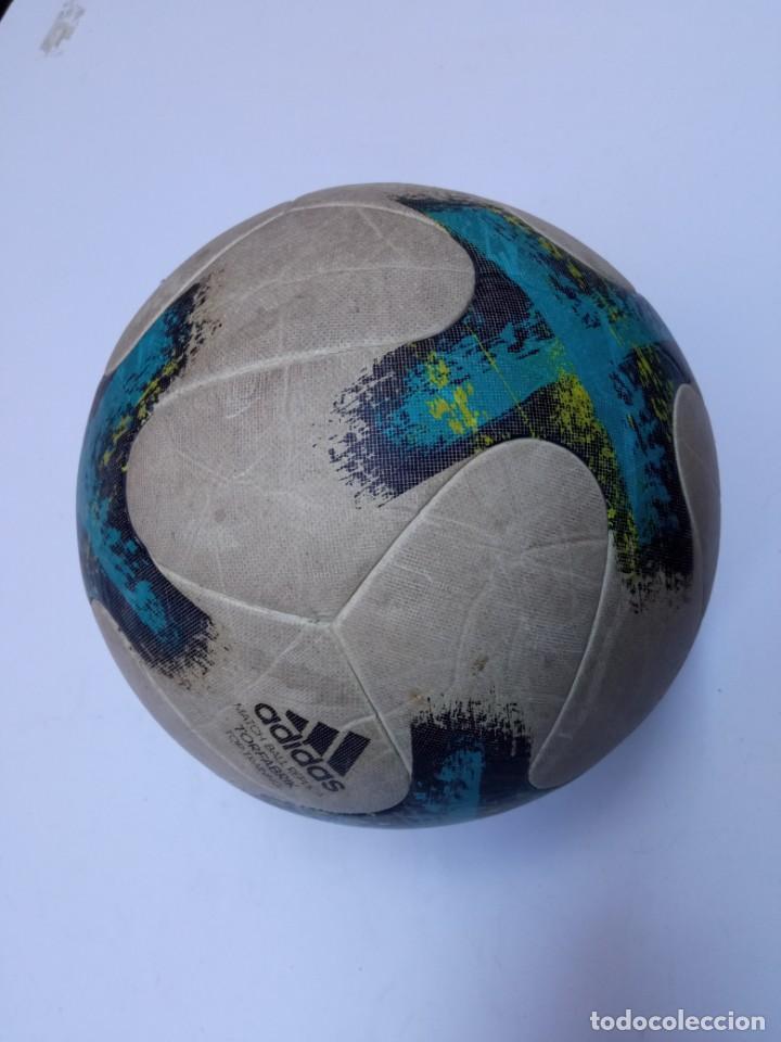 Coleccionismo deportivo: 4 BALONES USADOS - Foto 8