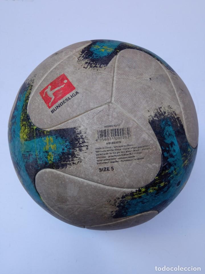 Coleccionismo deportivo: 4 BALONES USADOS - Foto 11