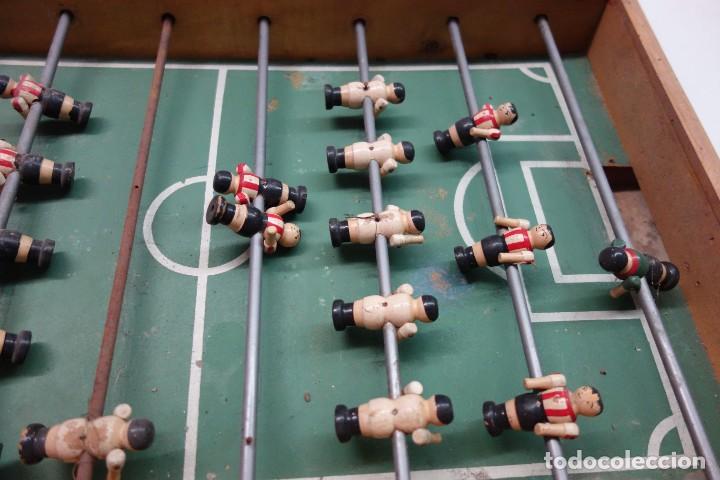 Coleccionismo deportivo: FUTBOLIN DE MADERA DE LOS A&Ntilde;OS 50 - Foto 10