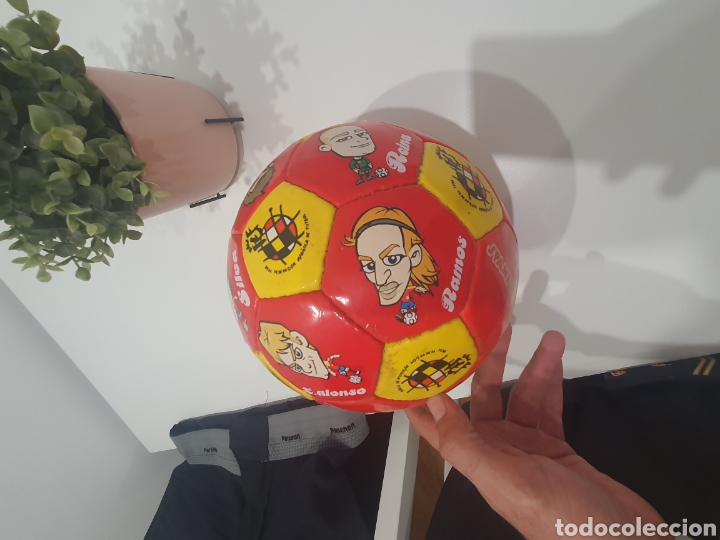Collectionnisme sportif: balon futbol seleccion espa&ntilde;ola spaintoon.