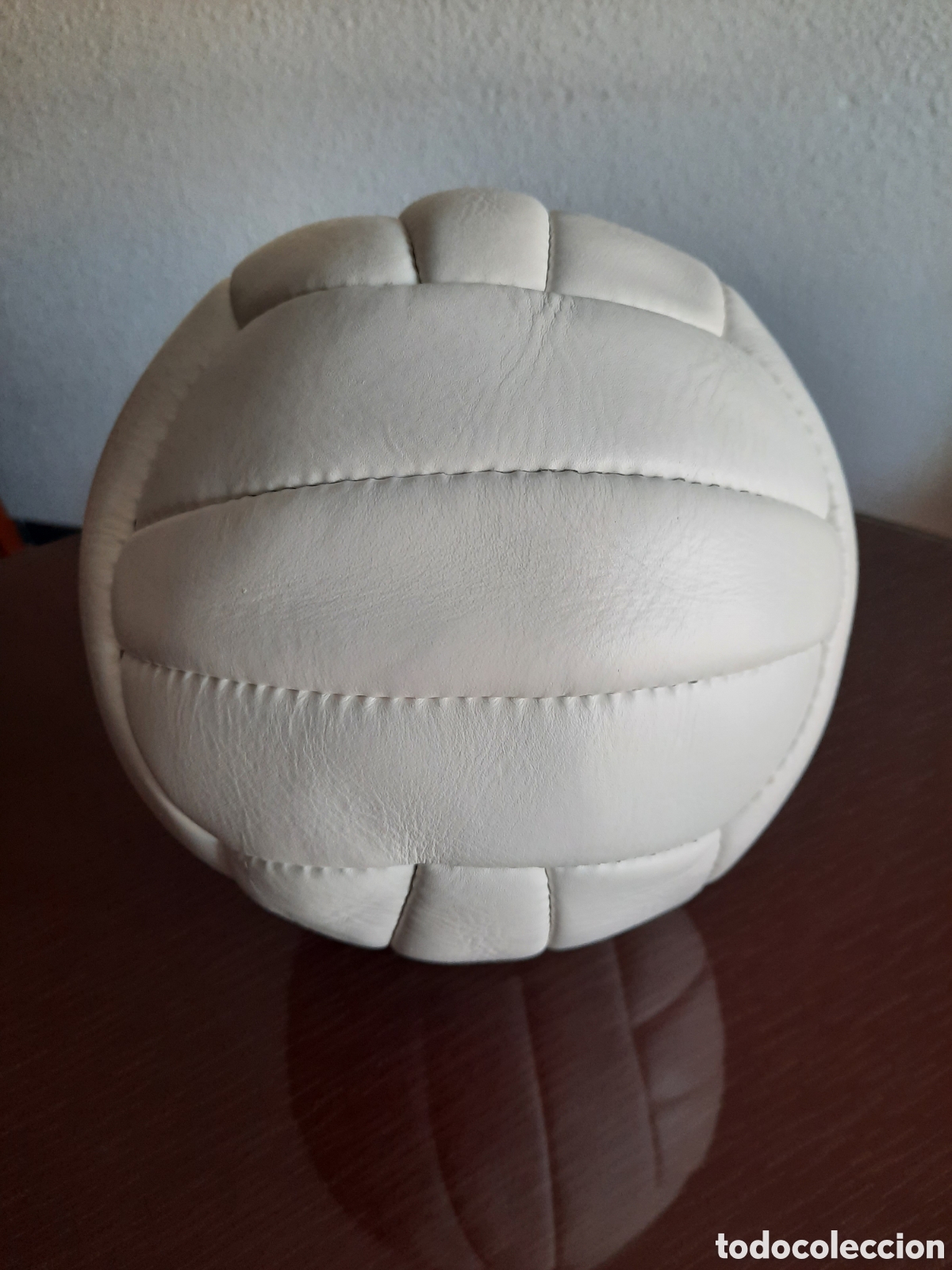 Coleccionismo deportivo: Bal&oacute;n f&uacute;tbol modelo 1958 - Foto 2