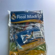 Coleccionismo deportivo: LOS JUGADORES DEL REAL MADRID. Lote 395095509