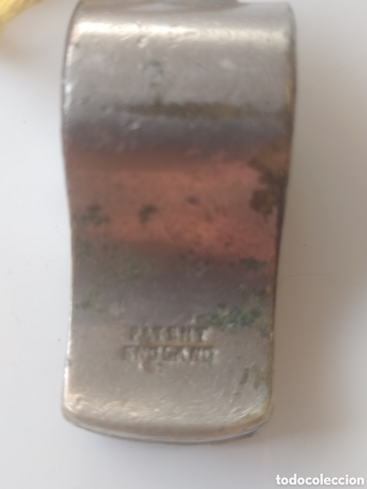 Coleccionismo deportivo: Silbato oficial de &aacute;rbitro marca ACME Thunderer - Foto 2