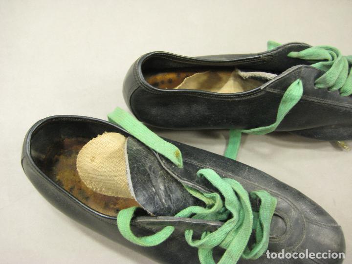 Coleccionismo deportivo: BOTAS DE FUTBOL DE LOS A&Ntilde;OS 60 - Foto 4