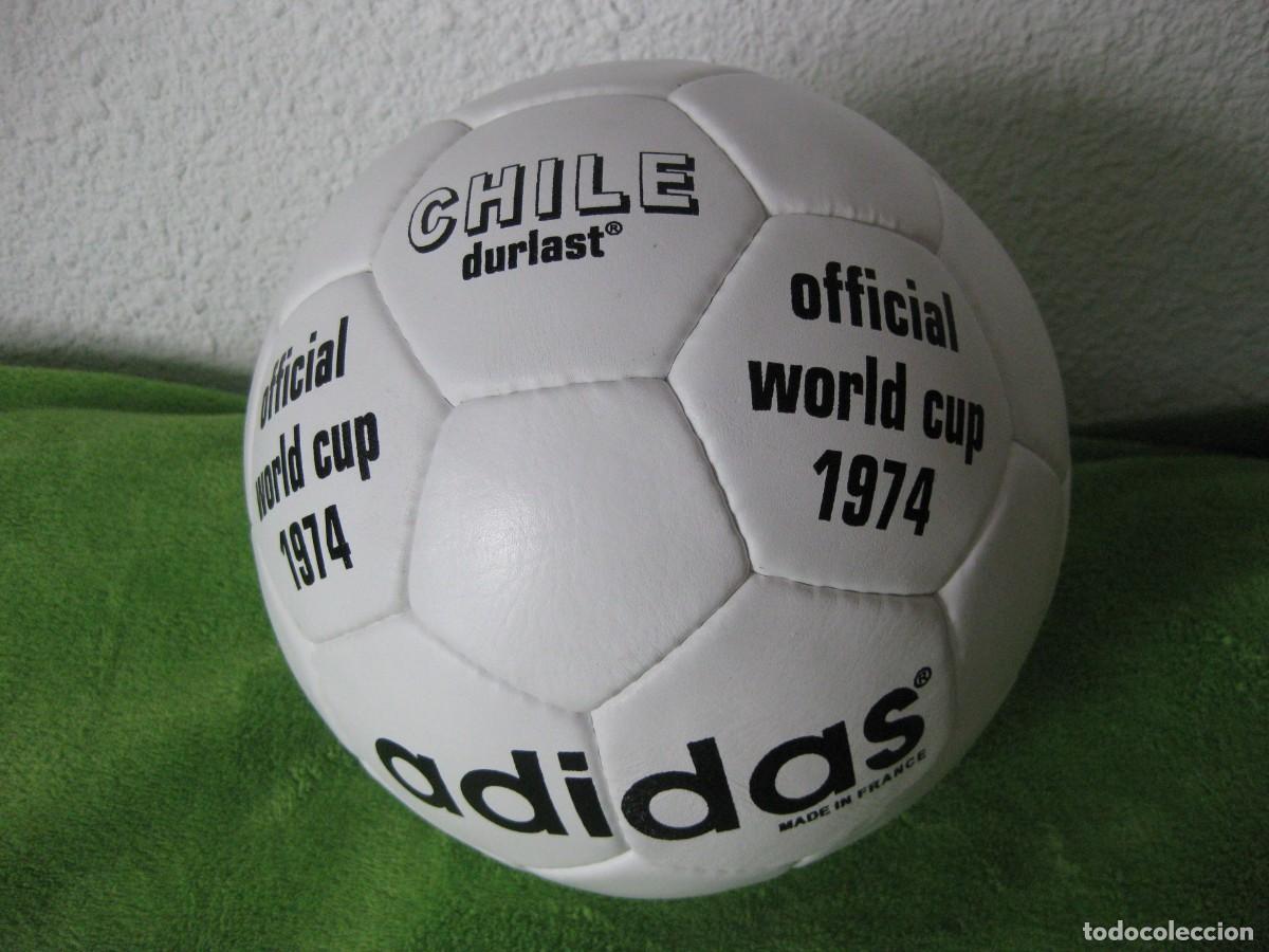 Coleccionismo deportivo: BALON PELOTA ADIDAS CHILE MUNDIAL 1974 ALEMANIA