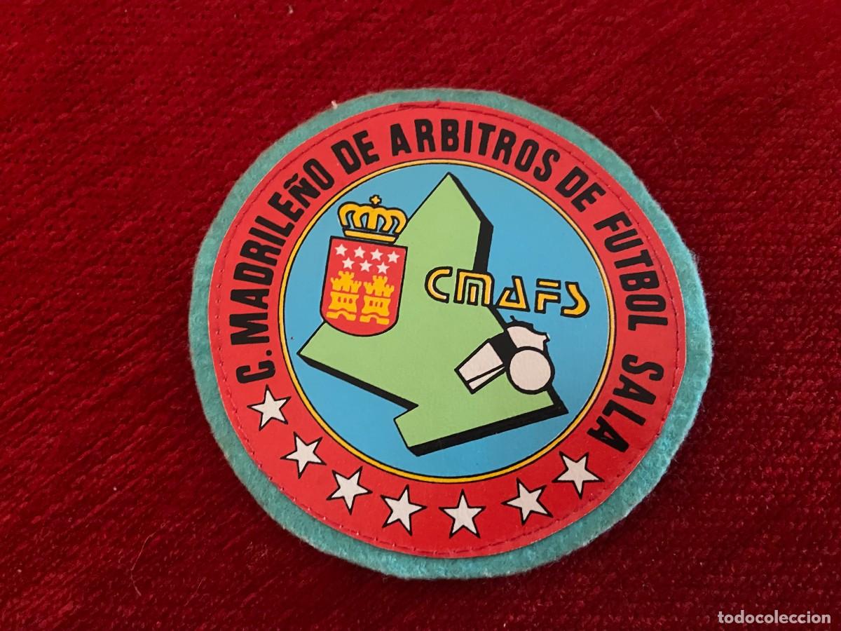 Collectionnisme sportif: R25005 ANTIGUO PARCHE ESCUDO COMITE MADRILE&Ntilde;O DE ARBITROS DE FUTBOL SALA CMAFS