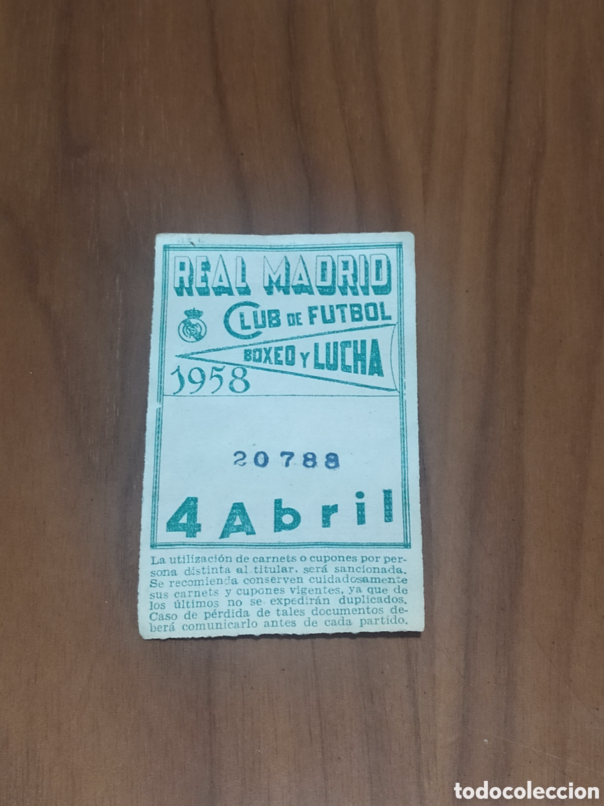 Coleccionismo deportivo: Cup&oacute;n de socio del Real Madrid - Abril 1958 - Foto 1