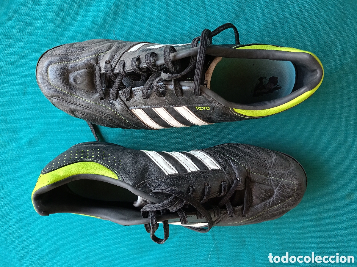 Coleccionismo deportivo: BOTAS DE F&Uacute;TBOL ADIDAS - Foto 1