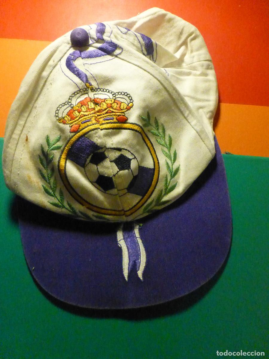 Coleccionismo deportivo: Gorra - Real Madrid - Bordada - Foto 1