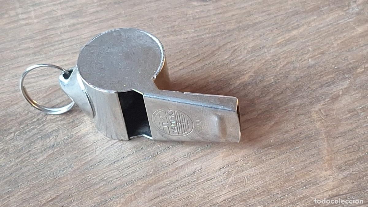 Coleccionismo deportivo: Silbato de Arbitro Metal Champi&ntilde;&oacute;n - Foto 2