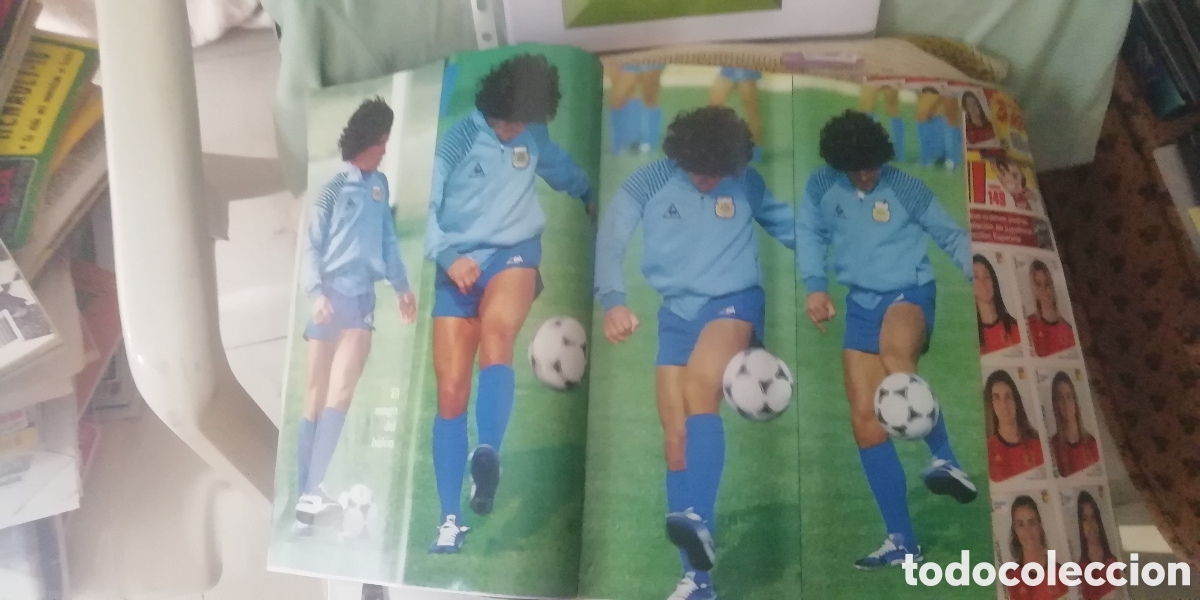 Coleccionismo deportivo: Diego maradona. Lote simbolico y &uacute;nico. - Foto 2