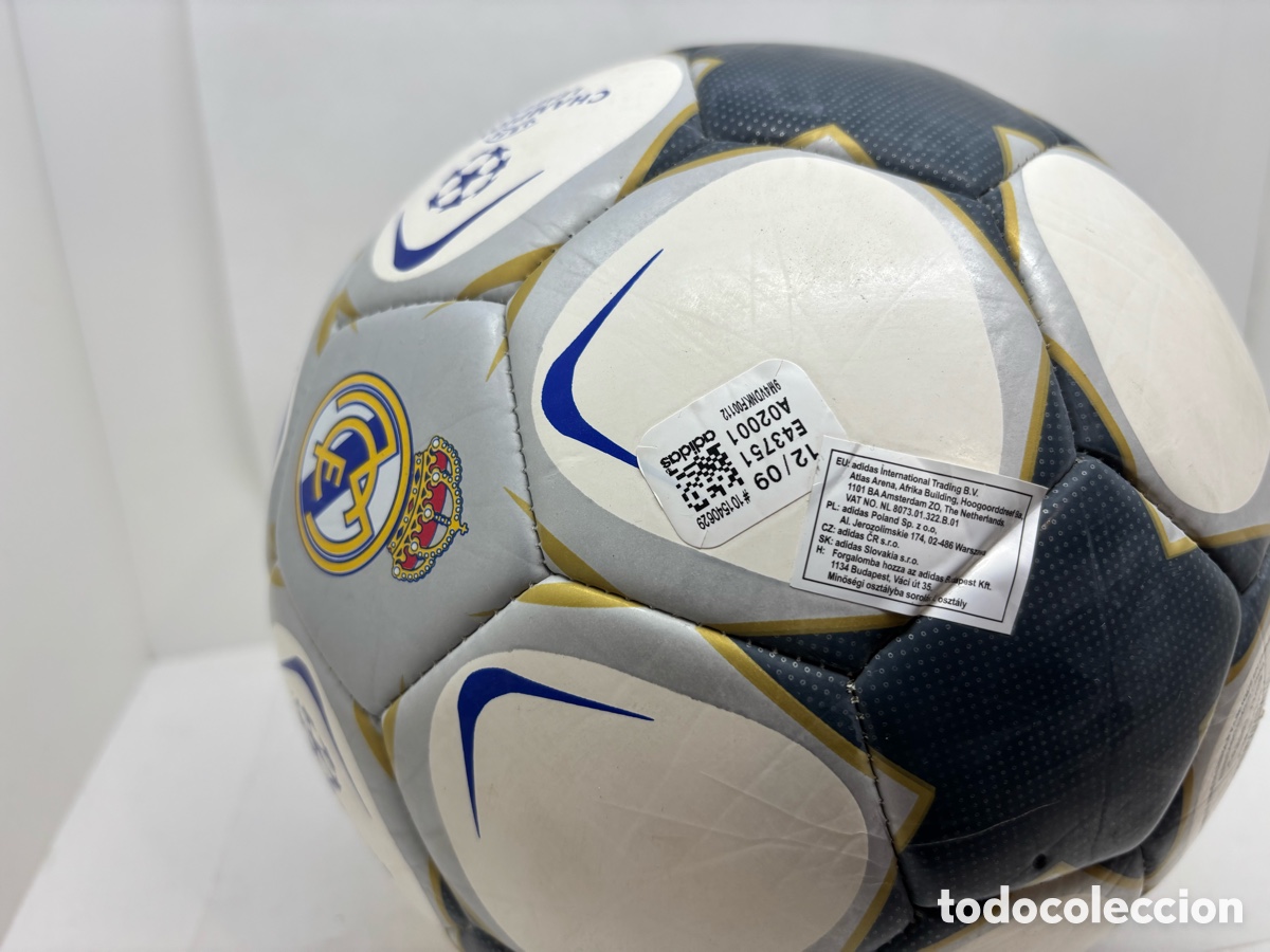 Coleccionismo deportivo: BALONES REAL MADRID SIN USO - Foto 6