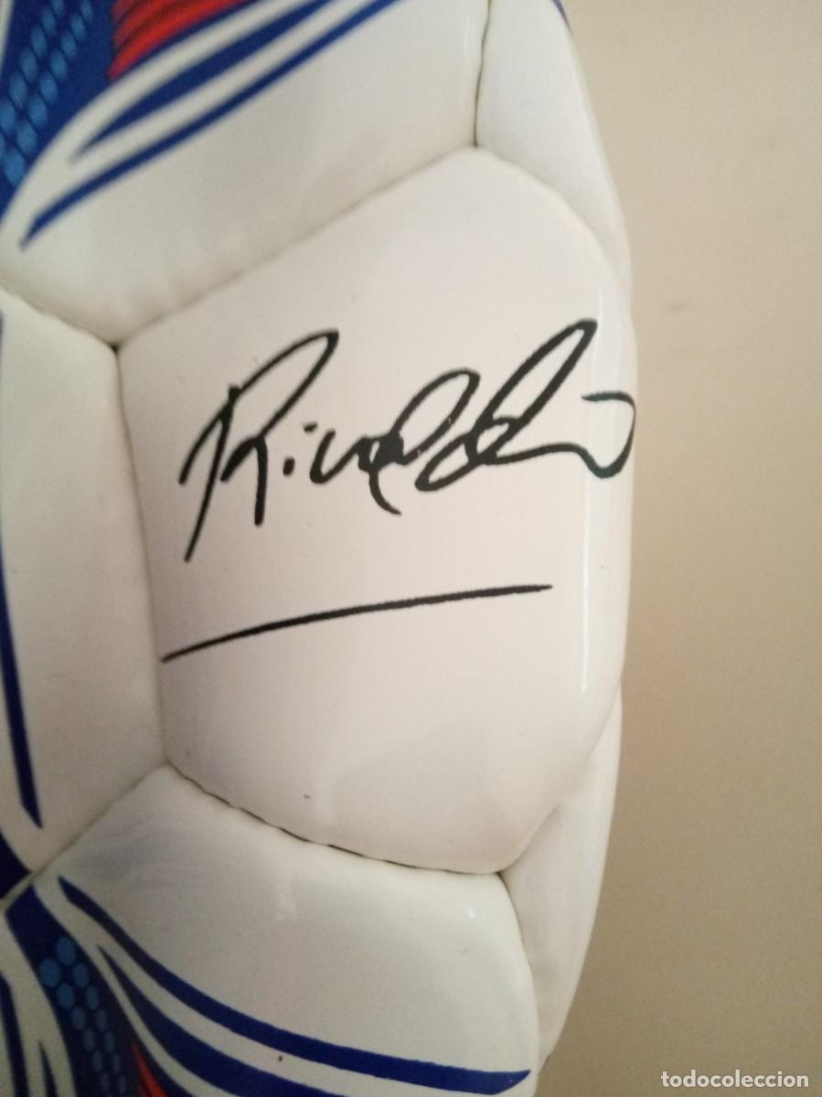 Coleccionismo deportivo: Balon Human Rights, con firmas - Foto 4