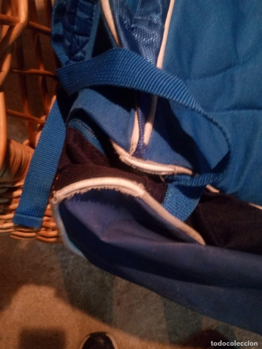 Coleccionismo deportivo: Mochila Umbro Azul . - Foto 3