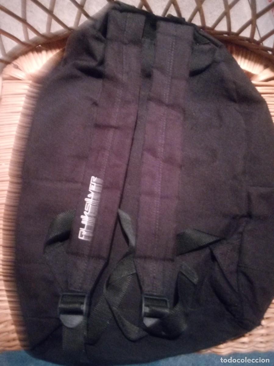 Coleccionismo deportivo: Mochila Quick Silver. - Foto 3