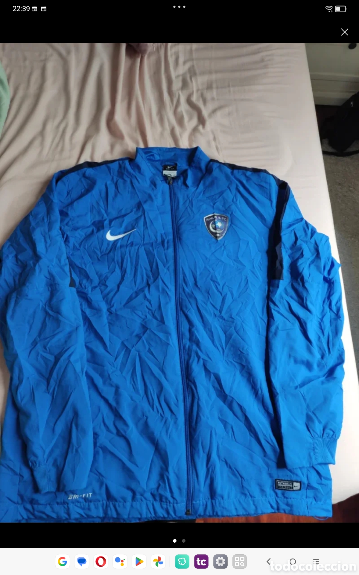 Coleccionismo deportivo: Chaqueta del al hilal - Foto 1