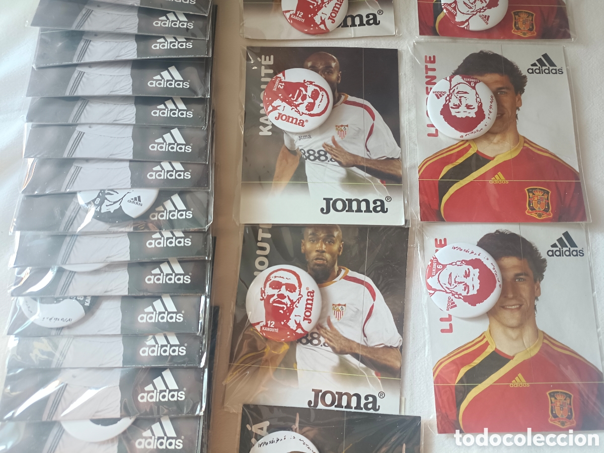 Coleccionismo deportivo: Chapas Kak&aacute;, Canoute y Llorente - Foto 7