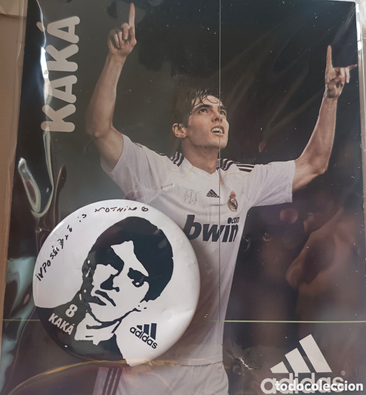 Coleccionismo deportivo: Chapas Kak&aacute;, Canoute y Llorente - Foto 11