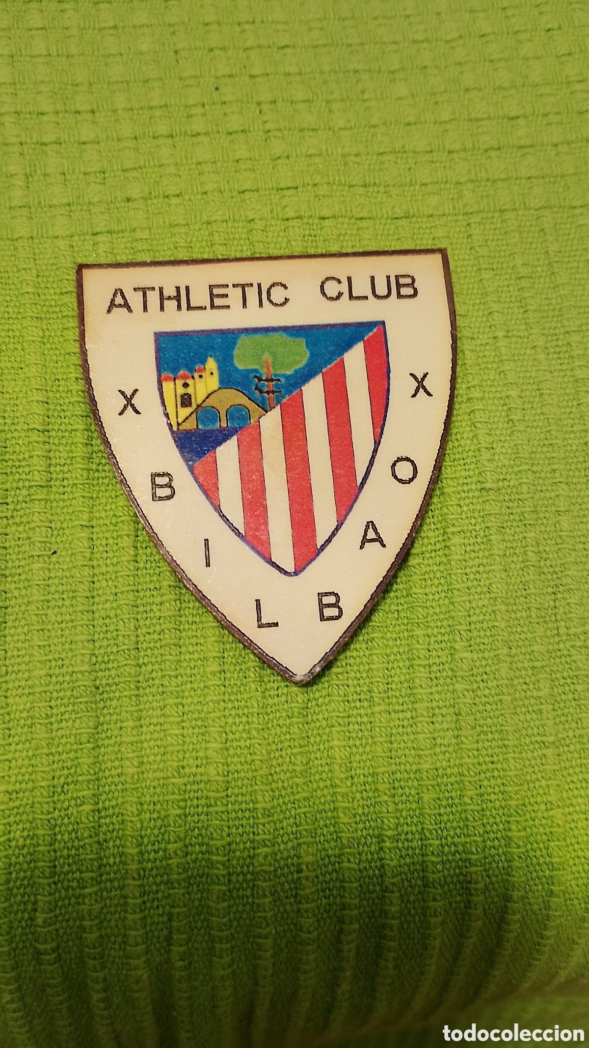 Coleccionismo deportivo: Escudo de Athletic club Bilbao - Foto 1