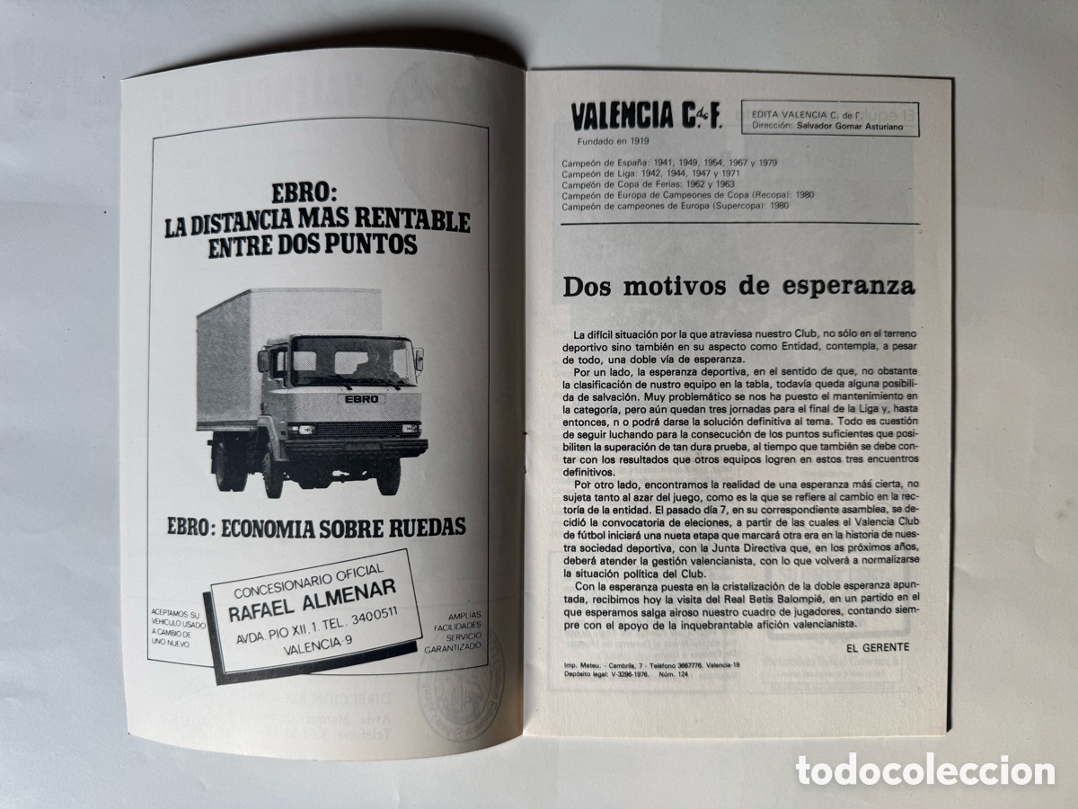 Coleccionismo deportivo: Programa Valencia CF vs Betis Liga 1983 - Foto 2