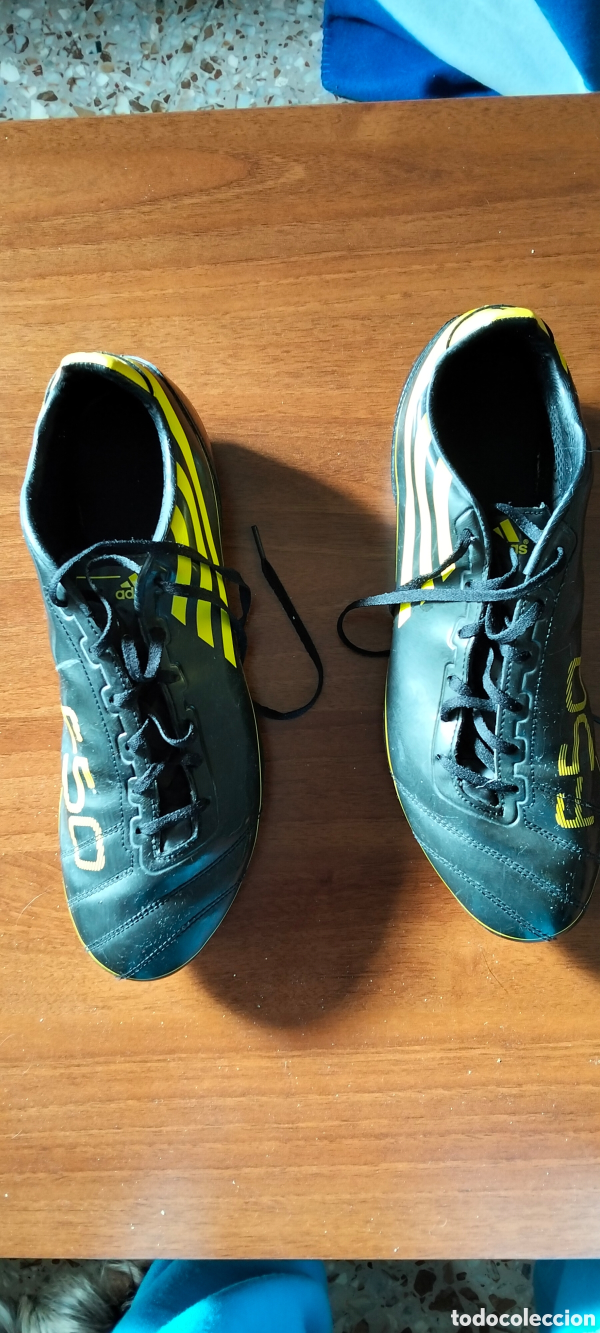 Coleccionismo deportivo: Botas de futbol. Adidas - Foto 1