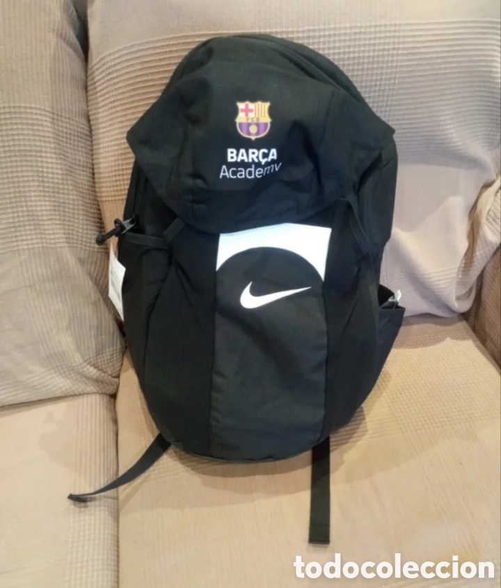Coleccionismo deportivo: Mochila FC Barcelona Bar&ccedil;a Academy 2026 Nike nueva a estrenar con etiqueta, llavero y funda lluvia