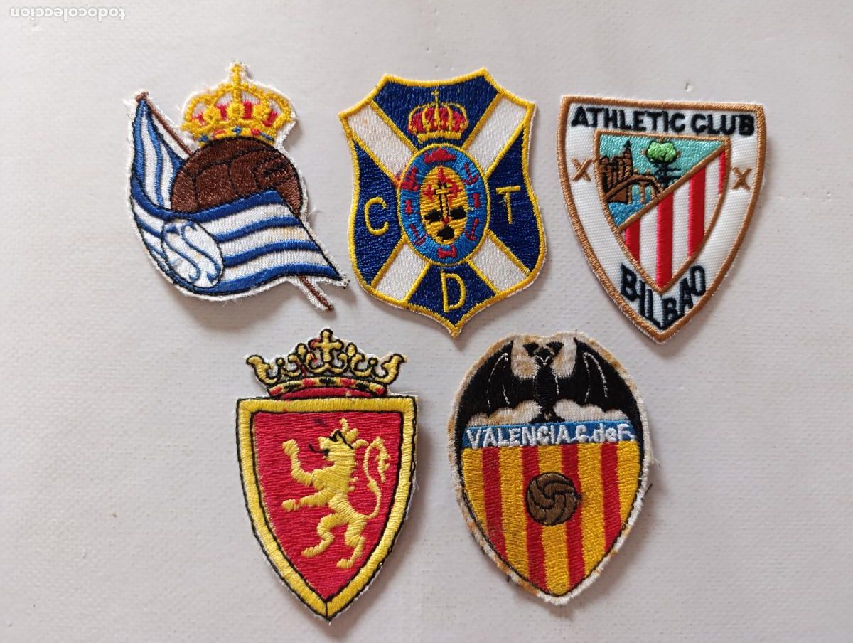 Coleccionismo deportivo: LOTE 5 PARCHES DE TELA DE FUTBOL - VALENCIA, BILBAO, SOCIEDAD, ZARAGOZA, TENERIFE (DC#)
