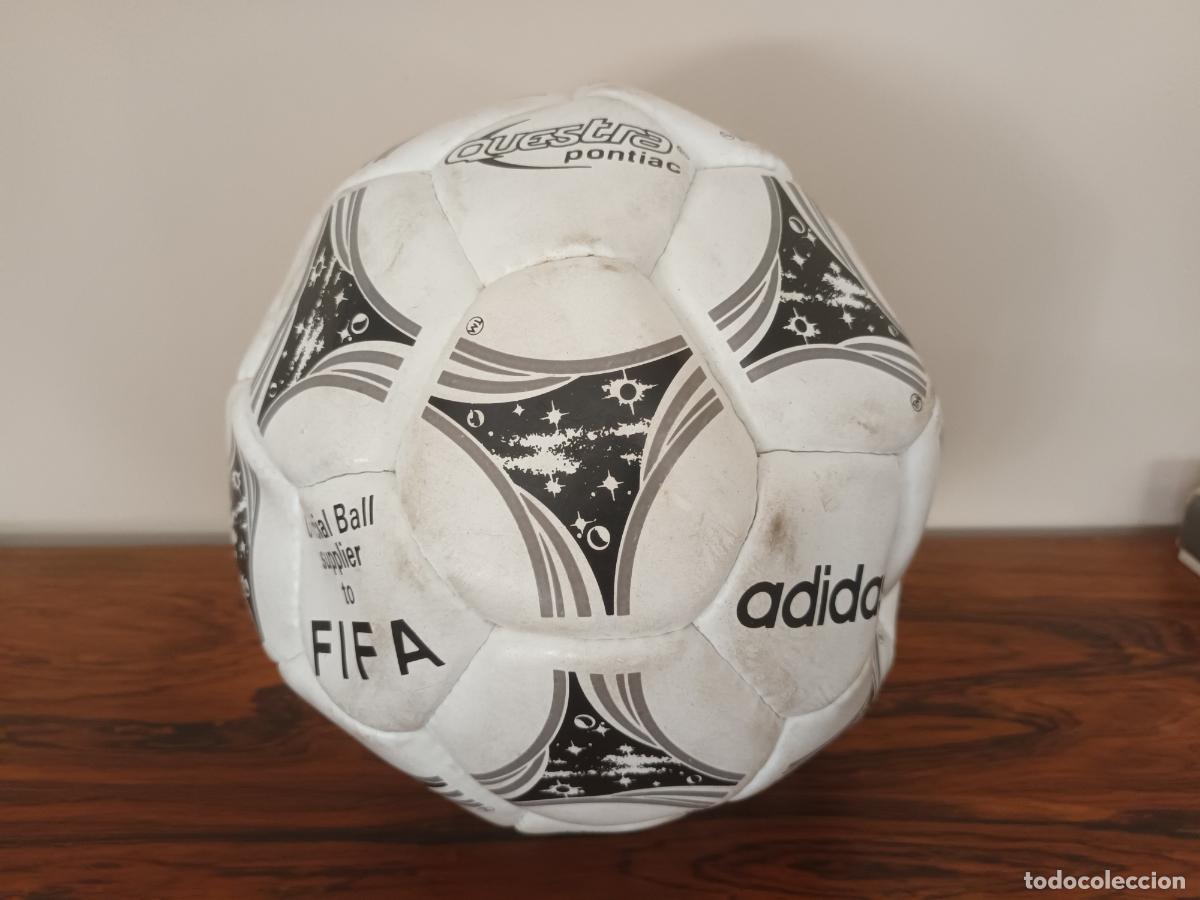 Coleccionismo deportivo: PELOTA FUTBOL BALON ADIDAS QUESTRA PONTIAC TANGO