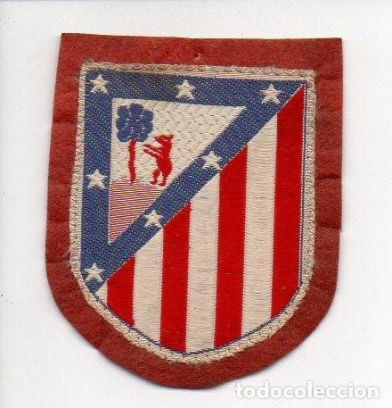 Collectionnisme sportif: ANTIGUO PARCHE DE SEDA Y FIELTRO. ESCUDO DEL ATLETICO DE MADRID.