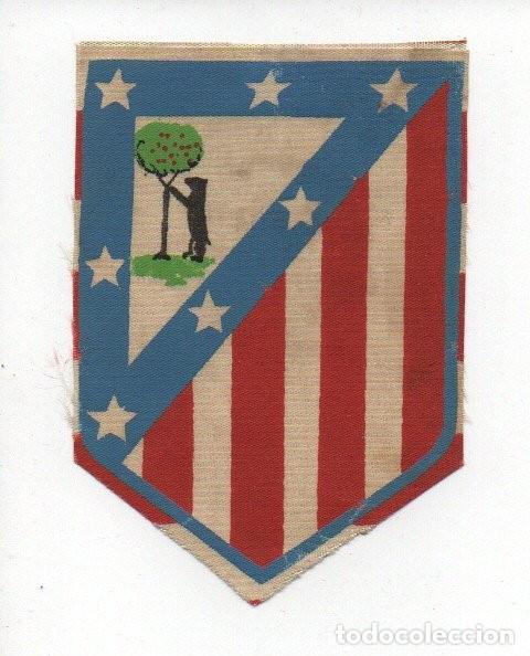 Coleccionismo deportivo: ANTIGUO PARCHE DE TELA. ESCUDO DEL ATLETICO DE MADRID