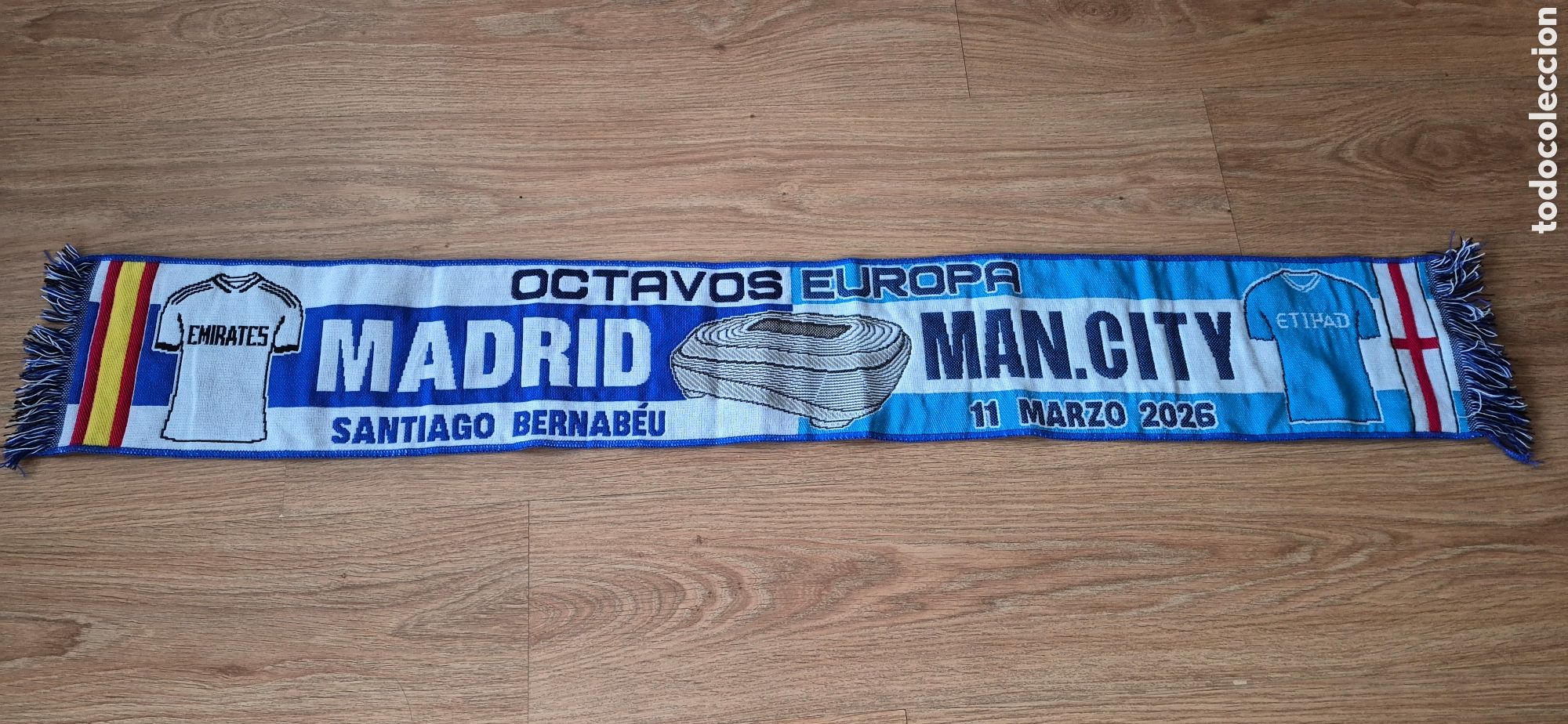 Coleccionismo deportivo: BUFANDA R.MADRID M.CITY 2026