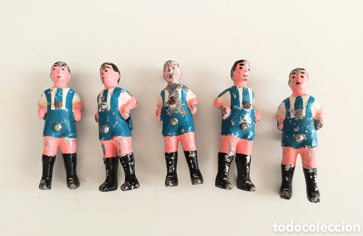 Collectionnisme sportif: Lote de 5 antiguas figuras de futboli
