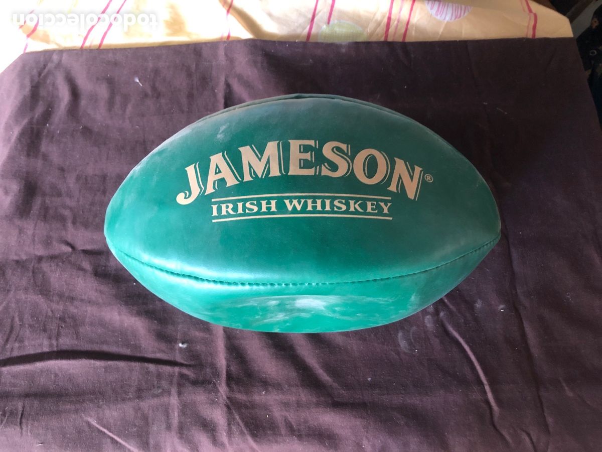 Coleccionismo deportivo: ANTIGUO BALON DE RUBBY JAMESON IRISH WHISKEY NUEVO SIN USAR