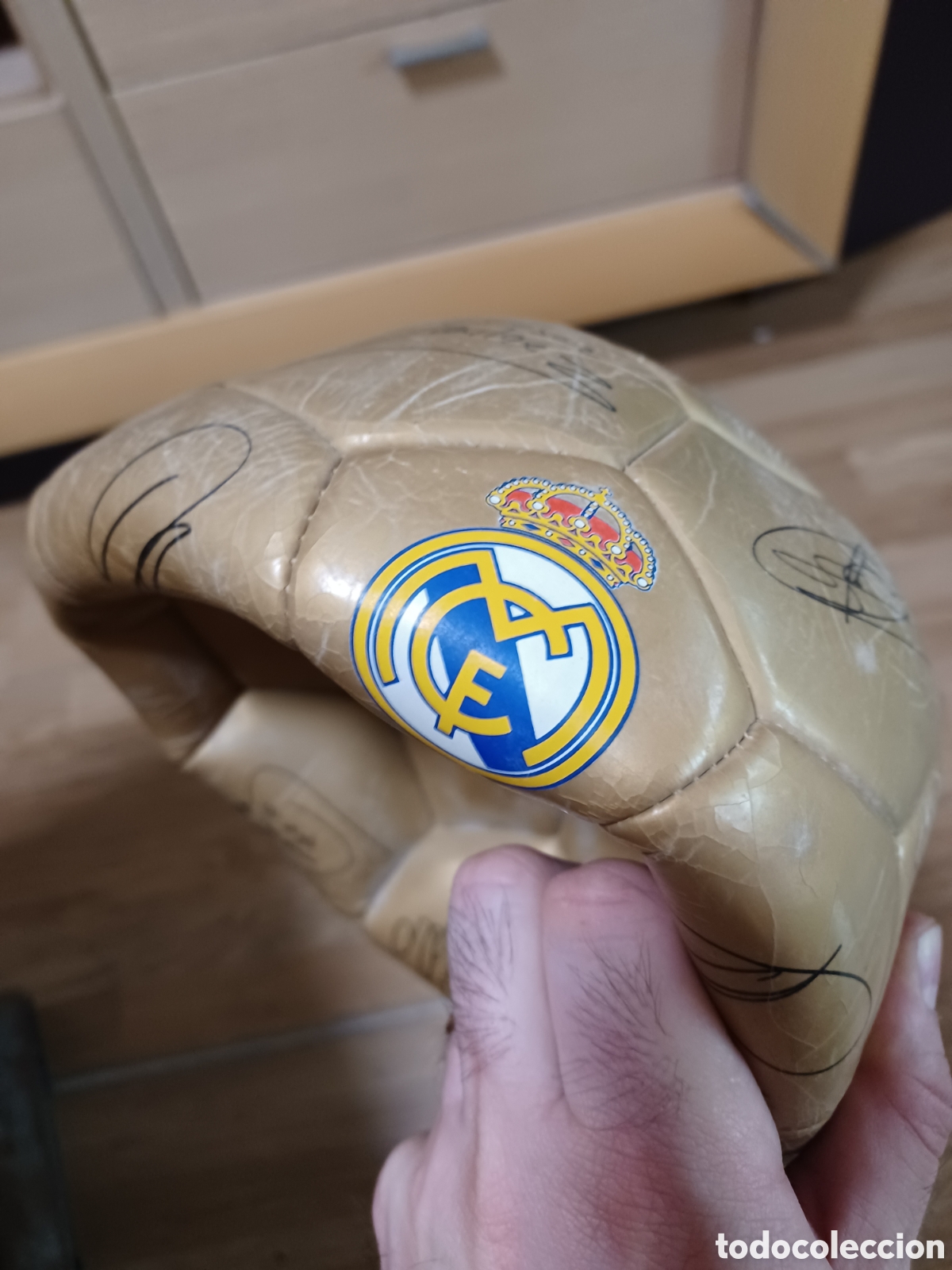 Coleccionismo deportivo: Real madrid bal&oacute;n firmado - Foto 3