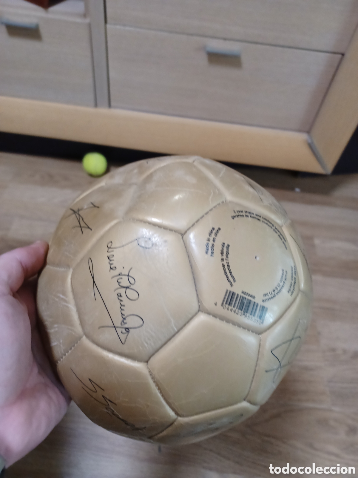 Coleccionismo deportivo: Real madrid bal&oacute;n firmado