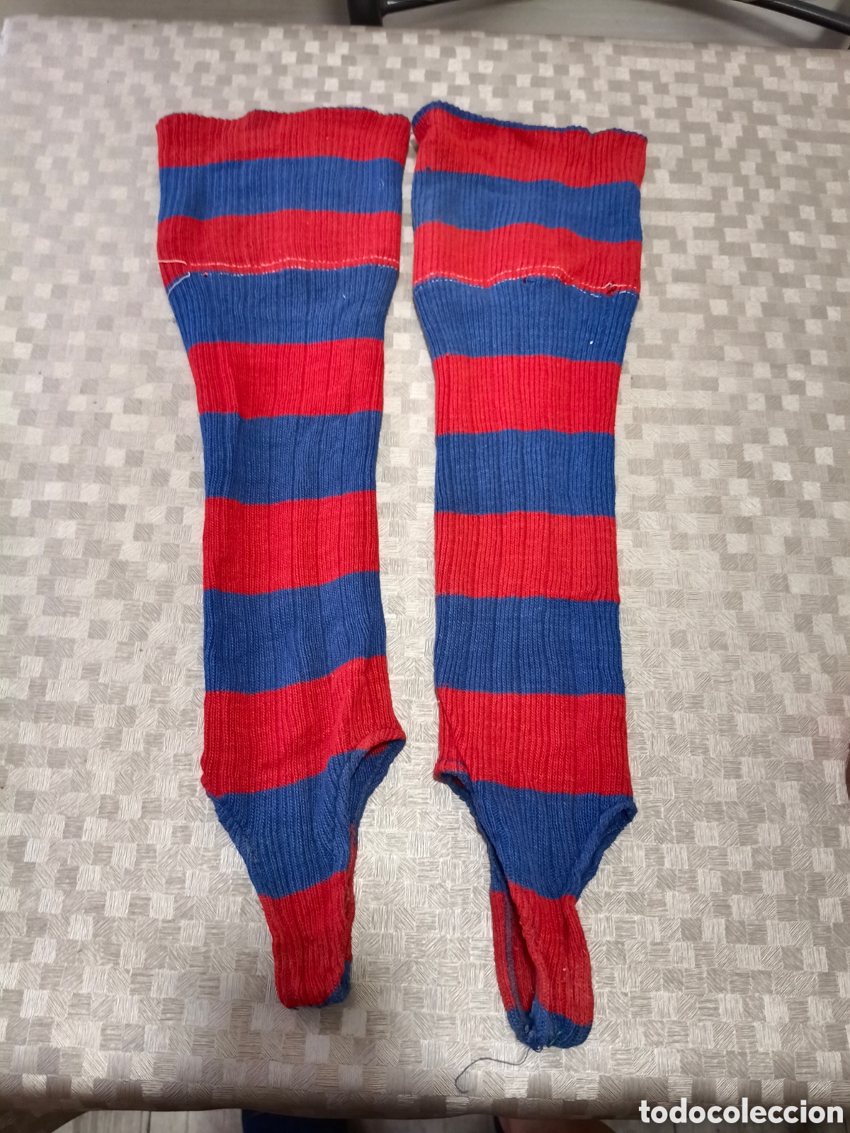 Sports collectibles: EQUIPACION FUTBOL CLUB BARCELONA. EPOCA 1920/1980.(ORIGINALES)