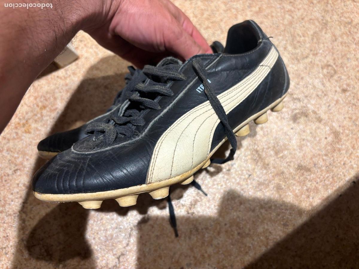 Coleccionismo deportivo: Botas campo puma Italia