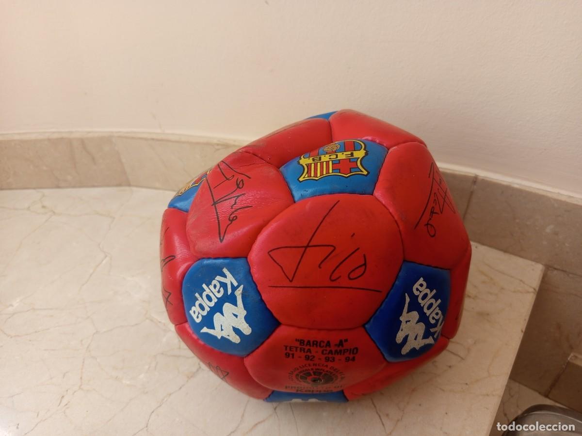 Coleccionismo deportivo: Antiguo balon kappa FC Barcelona Tetracampe&oacute;n a&ntilde;os 90 con firmas del Dream Team # bar&ccedil;a cruyff
