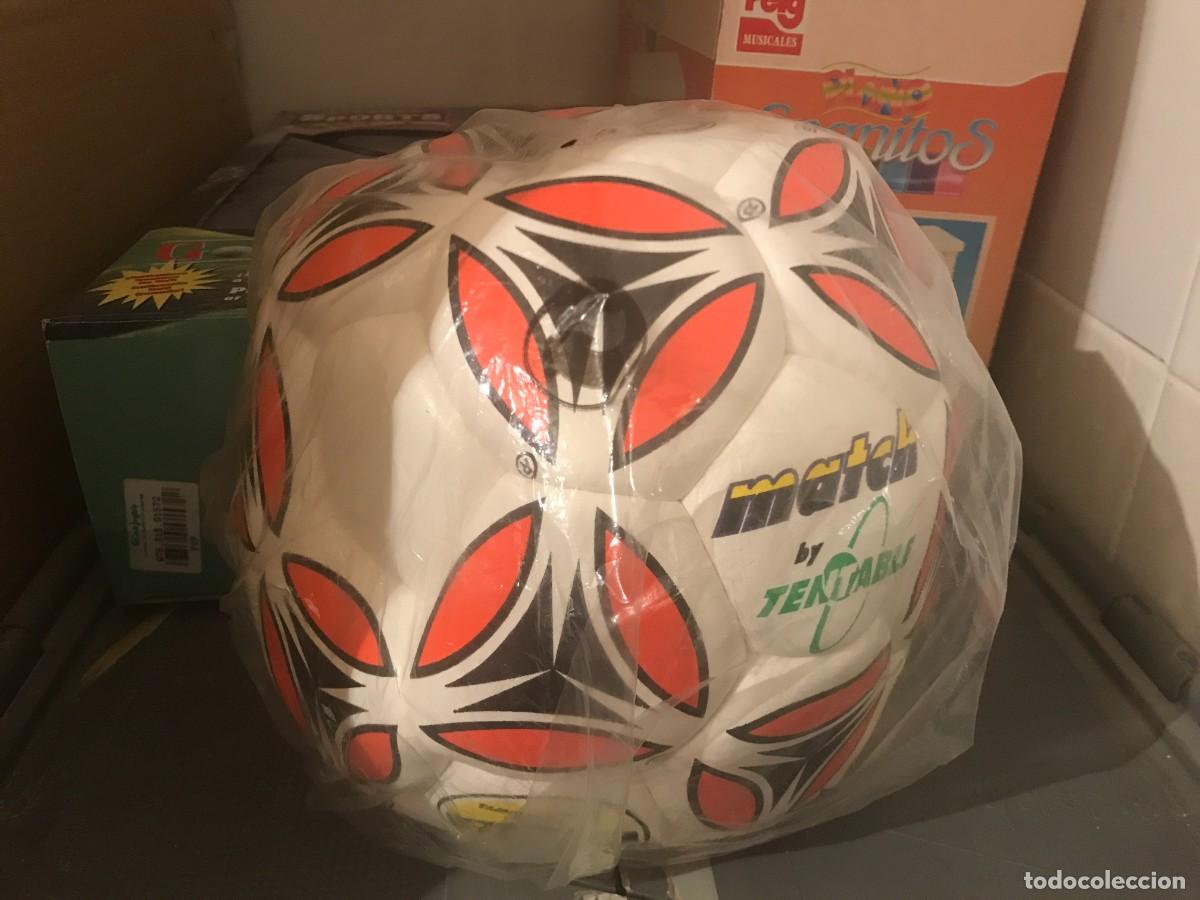 Coleccionismo deportivo: BAL&Oacute;N DE F&Uacute;TBOL TENTABLE