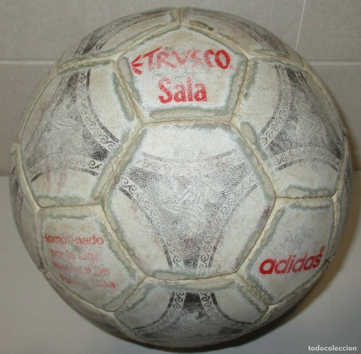 Coleccionismo deportivo: Antiguo bal&oacute;n ADIDAS ETRUSCO SALA, futbito, f&uacute;tbol sala